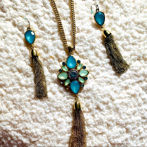 Gorgeous matching set!! - Picture 1 of 4